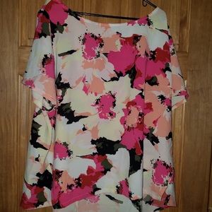 Ava & Viv Floral Blouse